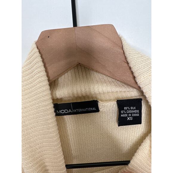 Moda International Silk Cashmere Turtleneck Sweater Size XS Cream Minimalist - Picture 5 of 8